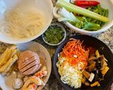 A picture of step 1 of Vegetarian Stir-Fried Vermicelli.