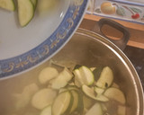 Foto del paso 3 de la receta: Crema o puré de calabacín
