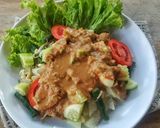 Foto langkah ke 3 dari resep Lotek sayur simpel.
