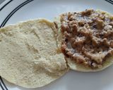 Foto del paso 2 de la receta: Sándwich de frijoles, aguacate y tomate🍅 en pan pita🫓🥪🥑