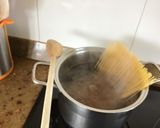 Foto del paso 1 de la receta: Espaguetis con pollo <agridulce >