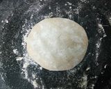 A picture of step 8 of Aloo pudina ke cheese parathe.