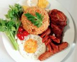 รูปขั้นตอนการทำที่ 3 ของ ข้าวผัดอเมริกัน Thai Food Khao Pad American (Thailand American Fried Rice)