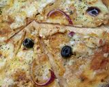 صورة لخطوة 2 من وصفة بيتزا 🍕🍕 من برا مقرمشة و من داخل طرية 👌🙂