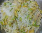 A picture of step 1 of Sooji ka Halwa.
