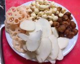 Hình bước làm 1 của món Chè Sâm bố chính Sen tươi Long nhãn