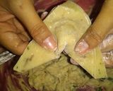 Foto langkah ke 6 dari resep Pangsit Goreng Isi Ayam.