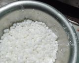 A picture of step 1 of Sabudana.