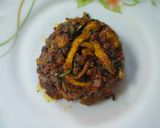 A picture of step 8 of Bombil(dried bombay duck) chutney.