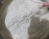 Foto langkah ke 3 dari resep Bolu pelangi kukus.