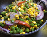 Foto del paso 4 de la receta: Ensalada tibia de pastas