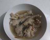 Foto langkah ke 3 dari resep Sup Ayam Kuah Bening.