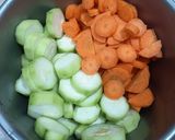 Foto langkah ke 1 dari resep 189. Sayur Bening.