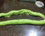 A picture of step 7 of Spinach Cheese Garlic Babak.
