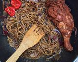 A picture of step 2 of Korean pasta.