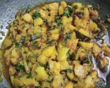 A picture of step 4 of Spicy pumpkin curry.