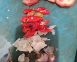 Foto langkah ke 1 dari resep Tuna Suir Sambal Bumbu Iris.