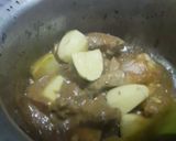 A picture of step 3 of Chicken Aloo Salan.