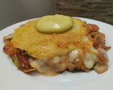 Foto del paso 9 de la receta: Arepa rellena de salchicha, pimentón, cebolla y queso🥯🌭🧀