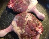 "Rozmaringos kacsacomb" lilahagymás-diós gnocchival recept fázis 2 fotója