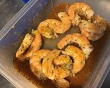 Une image de l'étape 6 de Crevettes sauvages marinées épices,agrumes et origan.
