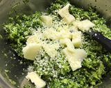 Foto del paso 2 de la receta: Sanguchitos de brócoli sin harina