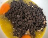 صورة لخطوة 1 من وصفة كوكيز الشوكولت 🌸 chocolate chip cookies 🌸