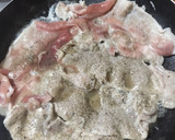 Foto del paso 1 de la receta: Bistec en pasilla con papas y nopales