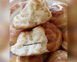 A picture of step 11 of Rooti fiyooro(flower bread).