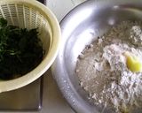 A picture of step 1 of Methi leaves chapati.