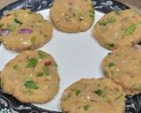 A picture of step 2 of Street style bun kabab.