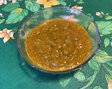 Une image de l'étape 6 de Sauce à la moutarde aigre douce, épices, tomate et romarin.