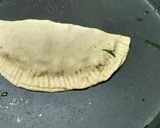 A picture of step 6 of Pizza prantha.