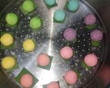 Foto langkah ke 6 dari resep 🌈Bola Singkong Pelangi🌈.
