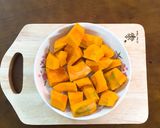 Hình bước làm 1 của món Canh bí đỏ giò heo