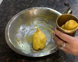बेसन की गुजराती पापड़ी (Besan ki Gujarati papdi recipe in Hindi) रेसिपी चरण 3 फोटो