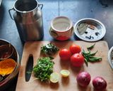 टोमॅटो भात (Tomato bhat recipe in marathi) रेसिपी स्टेप 1 फोटो 