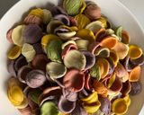 Foto del paso 4 de la receta: Orecchiette arcobaleno 🌈, one pot