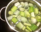 Foto del paso 2 de la receta: Sopa verde de col Pack choi con puerros