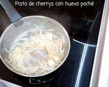 Foto del paso 2 de la receta: Pisto de Cherry con Huevo Poché