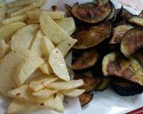 صورة لخطوة 1 من وصفة مسقعة باتنجان(منزلة)🍆