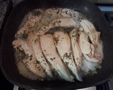 Foto del paso 2 de la receta: Bastoncitos de pollo al limoncello