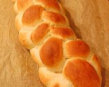 A picture of step 17 of Hefezopf (German Bread).