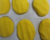 A picture of step 9 of Potato Mochi.