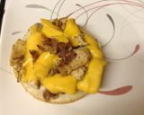 A picture of step 9 of Cheesie Chicken Delishisness Sandwich.