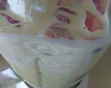 Foto del paso 4 de la receta: Gelatina de queso. Sabor fresa
