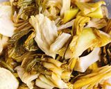 Hình bước làm 1 của món Thịt Heo Rừng Xào Cải Chua Ớt Chuông