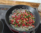 Foto del paso 1 de la receta: Espinacas con setas y queso