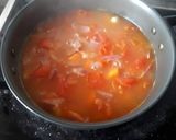 A picture of step 2 of Tomato-Carrot soup.