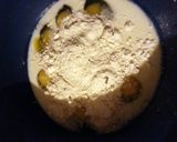 A picture of step 2 of German pancakes.